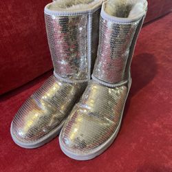 Like New UGG Size 8 $60 Each Pair 