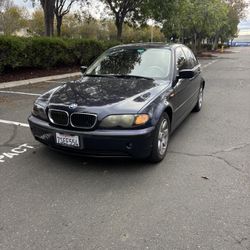 2005 BMW 325i