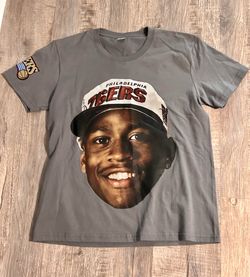 Allen Iverson 1996 draft XL big head grey t shirt
