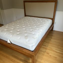 Queen Size Bed Frame 