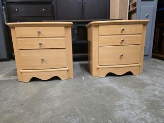 Set of 2 Modern Honey Oak Nightstands