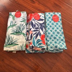 2pk Hand towels/ 100% Cotton