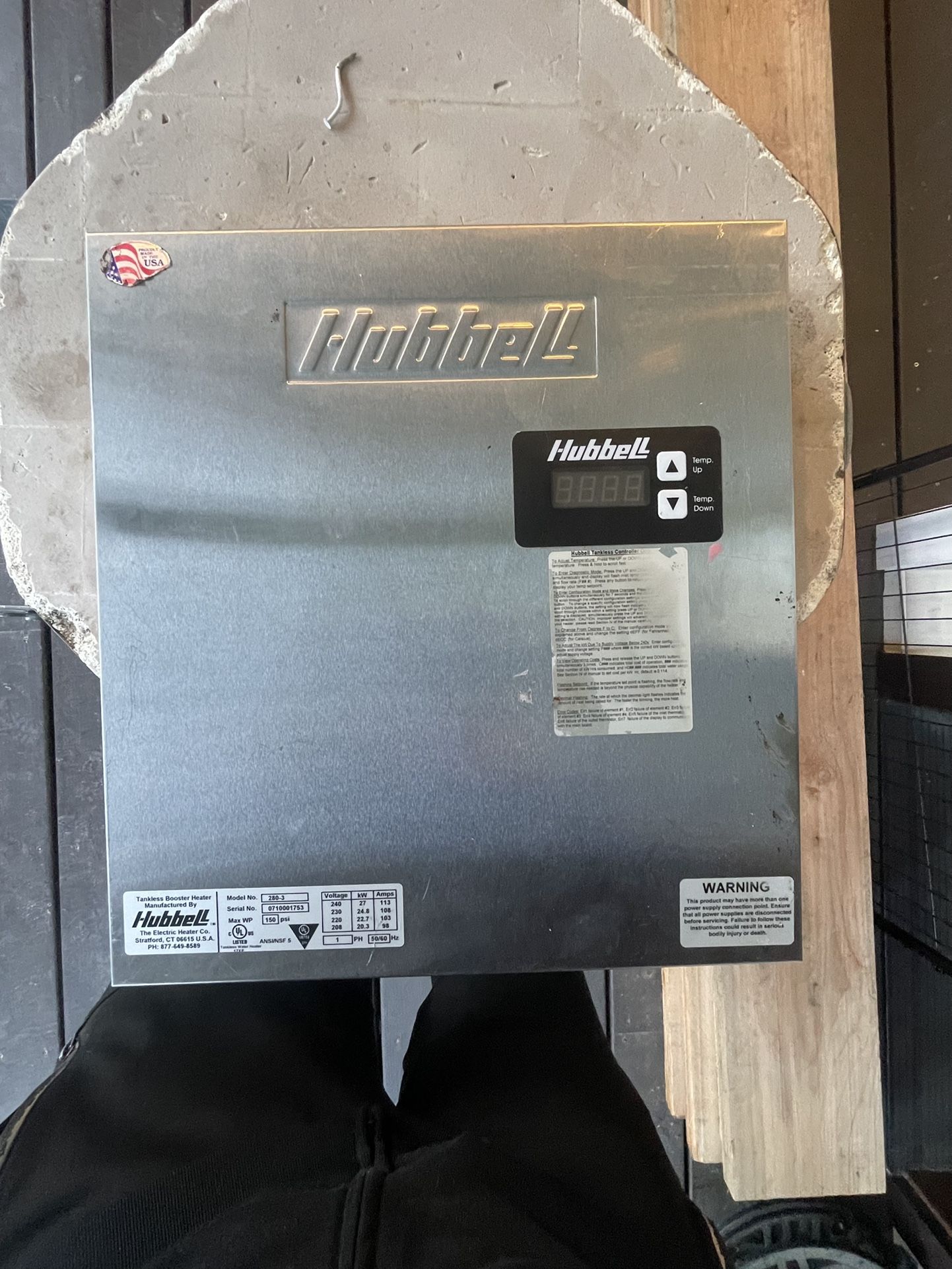 Hubbell Electric Tankless Hot water Heater Commercial/residential