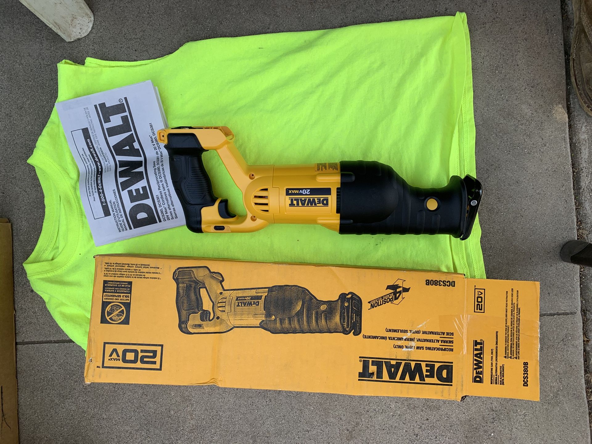 DEWALT Sawzall 20V (NEW)