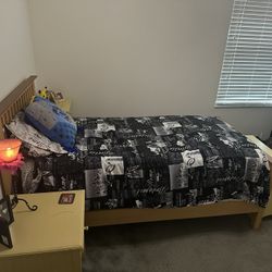 Ethan Allen Bed, Side Tables And End Of Bed Bench