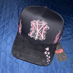 31 Hats Ny Love Valentines SnapBack 