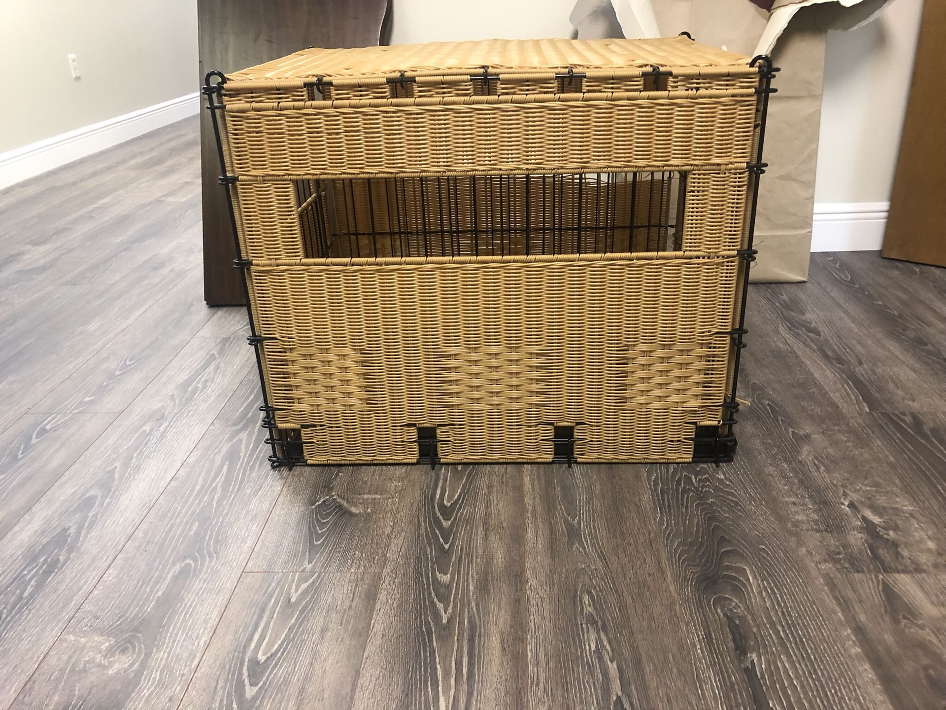 Bay isle hotsell dog crate