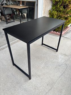 Black Table