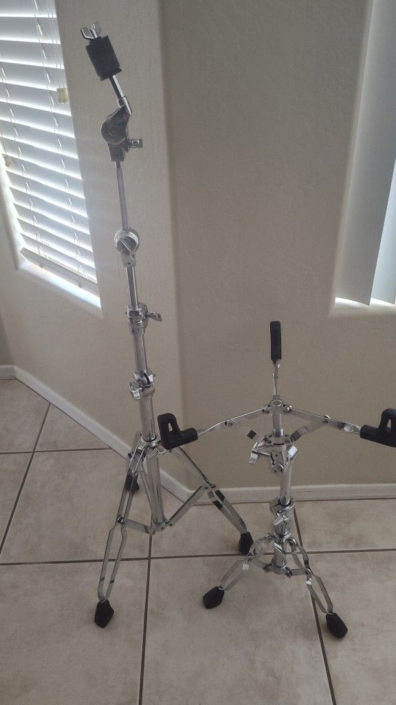 Pearl Drum Cymbal Stand And Snare Stand Heavy Duty