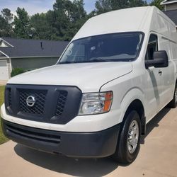 2021 Nissan NV 2500