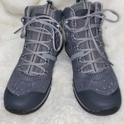 Keen Hiking Boots Man’s Sz 5.5 ••• Woman’s Sz 7