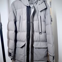 Moose knuckle long Winter Sport Puffer Mens: Large