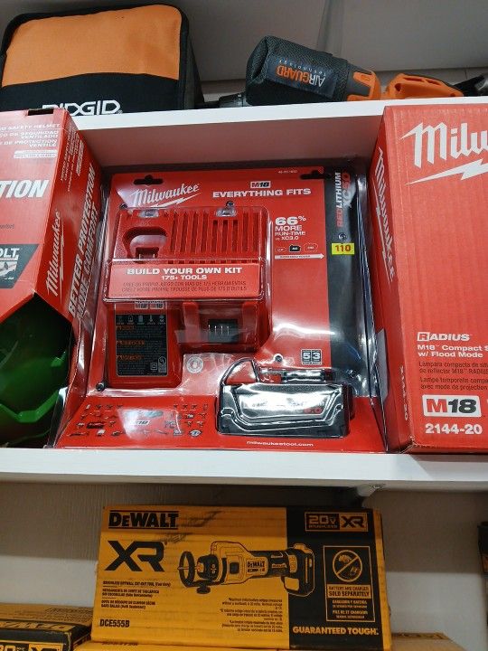 Milwaukee New M18 Red Lithium Xc5.0