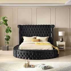 King Blk Velvet Bed WTH Matresss 