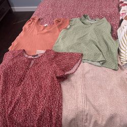 Size Large Summer Tops