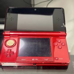 Nintendo 3DS for parts or repair (turning on check the pics)