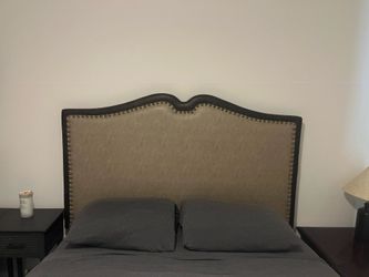 Head board queen size