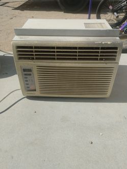Gold star air conditioner $50