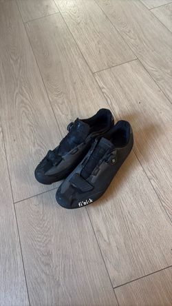 Fizik clip in bike shoes size 10 boa