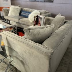  GRAY/GREY TUFTED BEAUTIFUL COUCH SET Sectional Couch Sofa (DELIVERY AVAILABLE/$50 DOWN & ITS YOURS🟢)