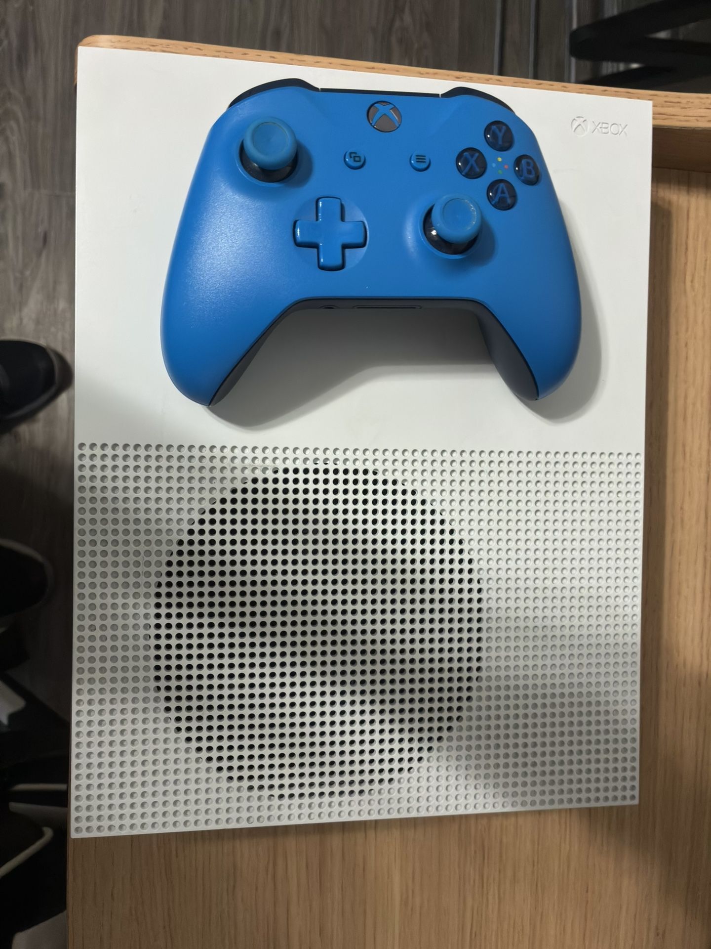 Xbox One S