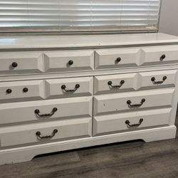 White wood dresser