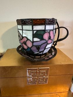 Tiffany styles stained glass lamp