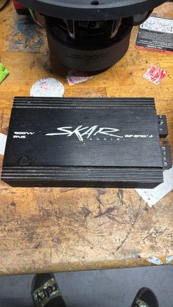 800w Skar audio