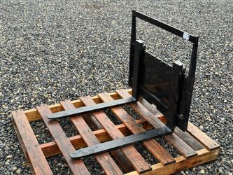 Mini Skid Steer Fork Attachment