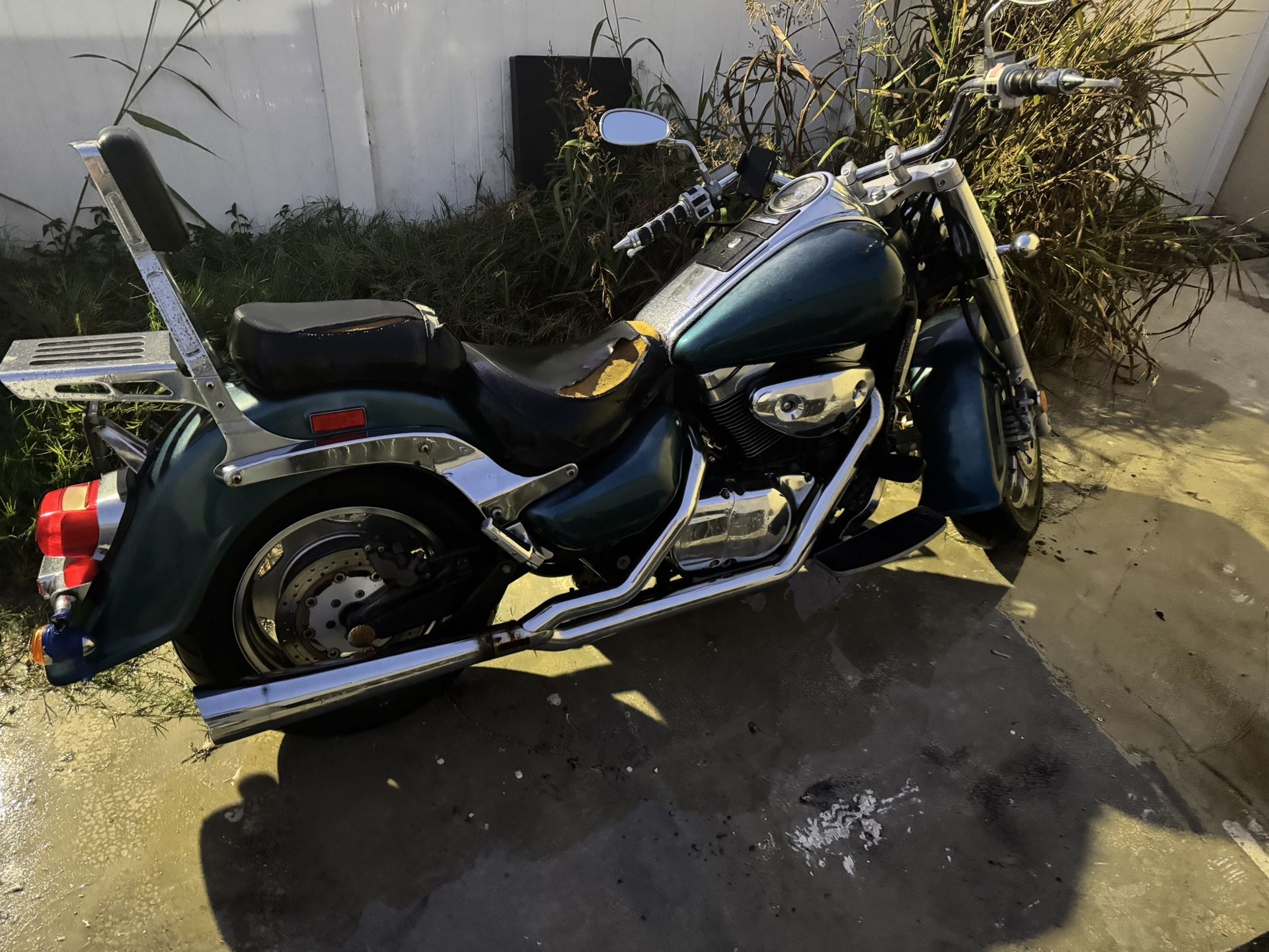 2005 Suzuki Intruder