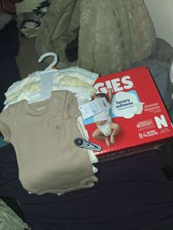 Newborn Baby Bundle – Diapers & Carter's Onesies