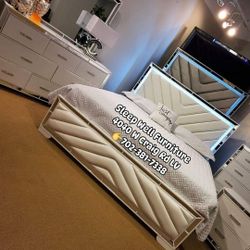🙋‍♀️ King Queen Bedrooms 👉Starting $700 👉 Furniture, Dining Table Sets, Bunk Beds Avail 💲SALE