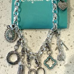 NEW Origami Owl Silver Tone Retired Bracelet Rhinestone 8 Charms Jewelry Women’s