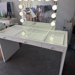 Vanity Desk