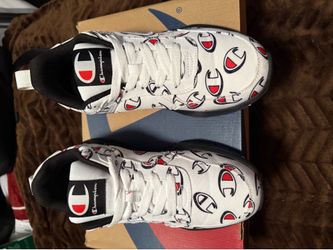 Champion men’s 93 Eighteen repeat C logo sneakers