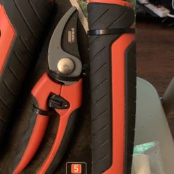 New Pruning Combo Pack. $14.95 Black & Decker