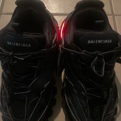 LED Balenciaga Tracks
