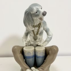 Lladro 1156 Dog playing Bongo retired