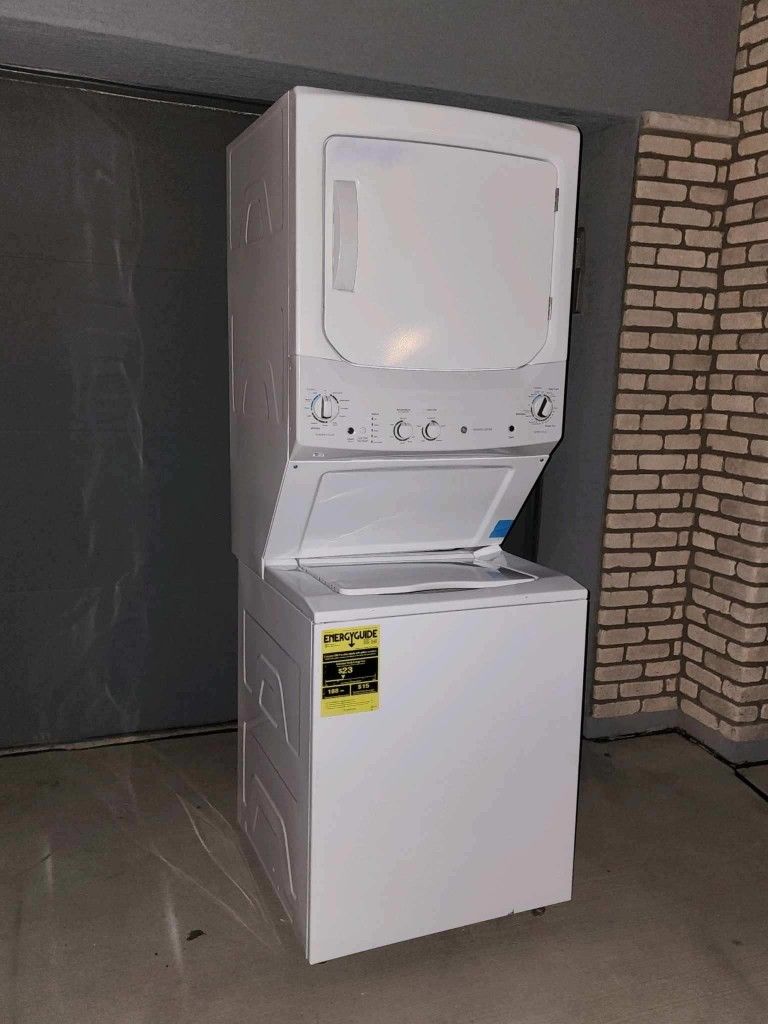 "GE" STACKABLE COMBO WASHER AND ELECTRIC DRYER ULTRA KING SIZE CAPACITY FOR $ 700 WITH 3 MONTHS OF WARRANTY AND DELIVERY AND INSTALLATION FREE