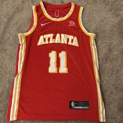 Trey Young Jersey Size M