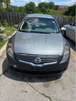 Nissan Altima sedan 3.5