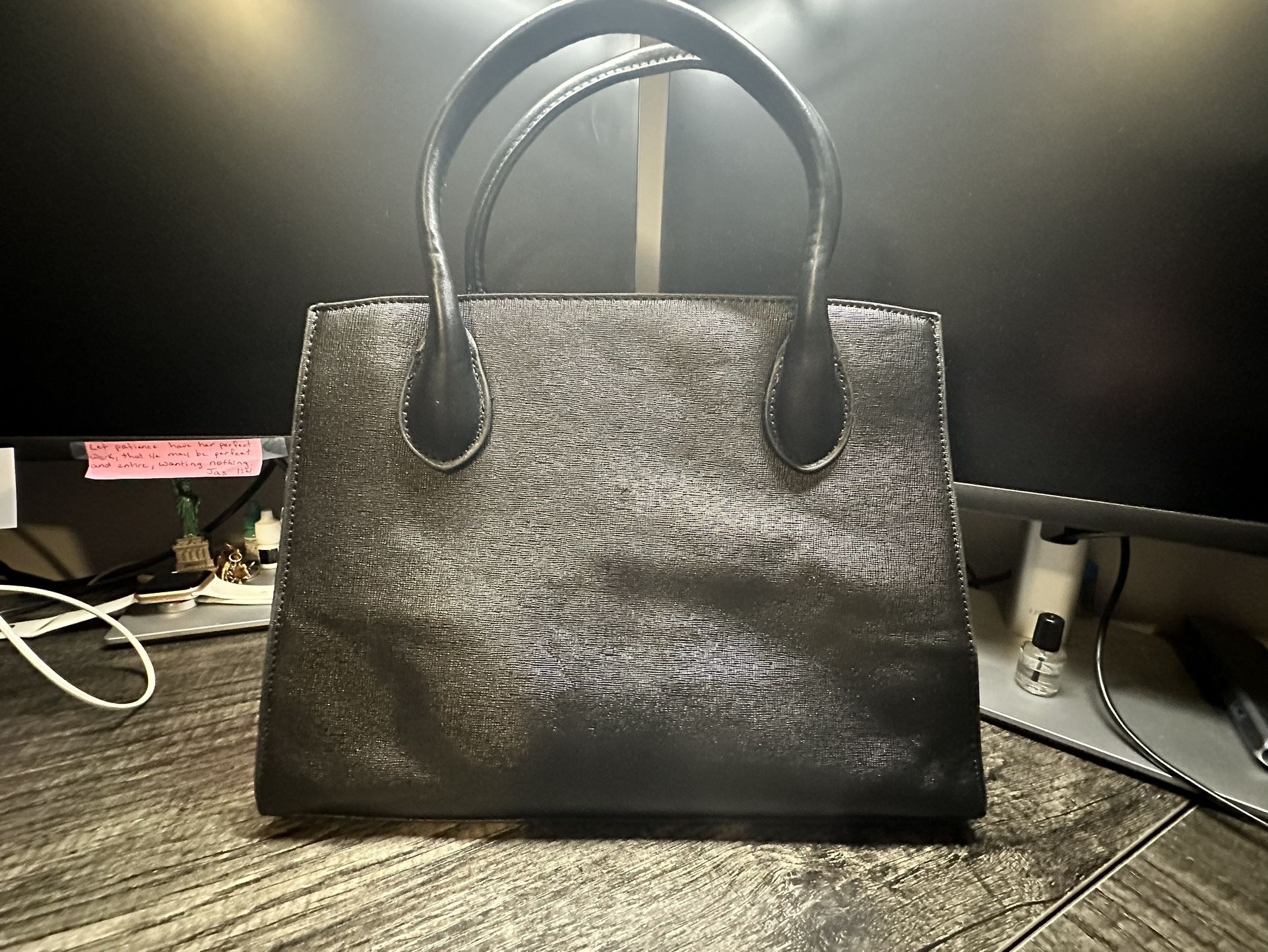 Large Ladies’ Purse