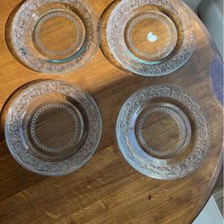 4 Vintage Plates 