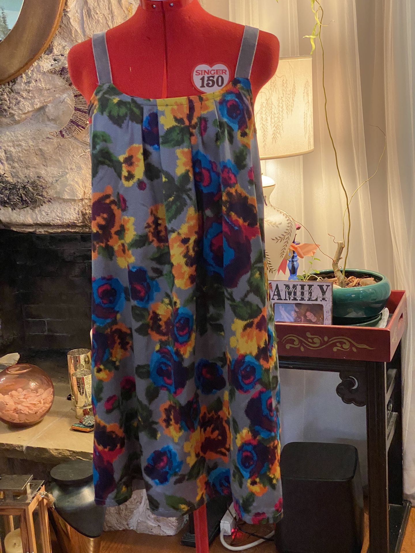 Vintage Dresses And Gowns