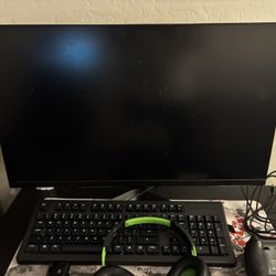 LG UltraGear QHD 27-Inch Gaming Monitor 27GL83A-B - IPS 1ms (GtG), with HDR 10 Compatibility, NVIDIA G-SYNC, and AMD FreeSync, 144Hz, Black