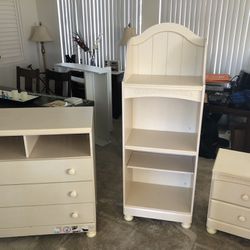 Matching 3 drawer dresser, 2 drawer nightstand and bookcase