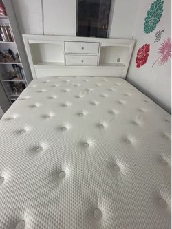 Queen Size Storage Bed Frame + Mattress