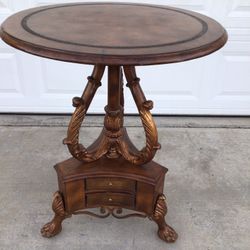 Accent Table