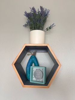Target shelf with Decorations