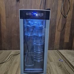 Avanti 12-Bottle Wine Fridge 